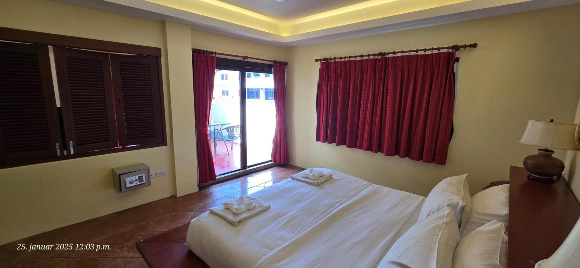 Nirvana Boutique Suites Джомтьен Экстерьер фото