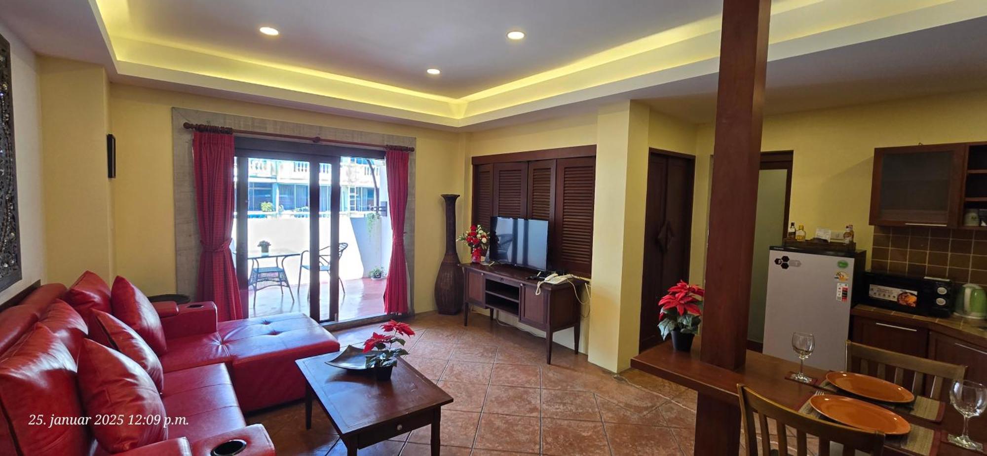 Nirvana Boutique Suites Джомтьен Экстерьер фото