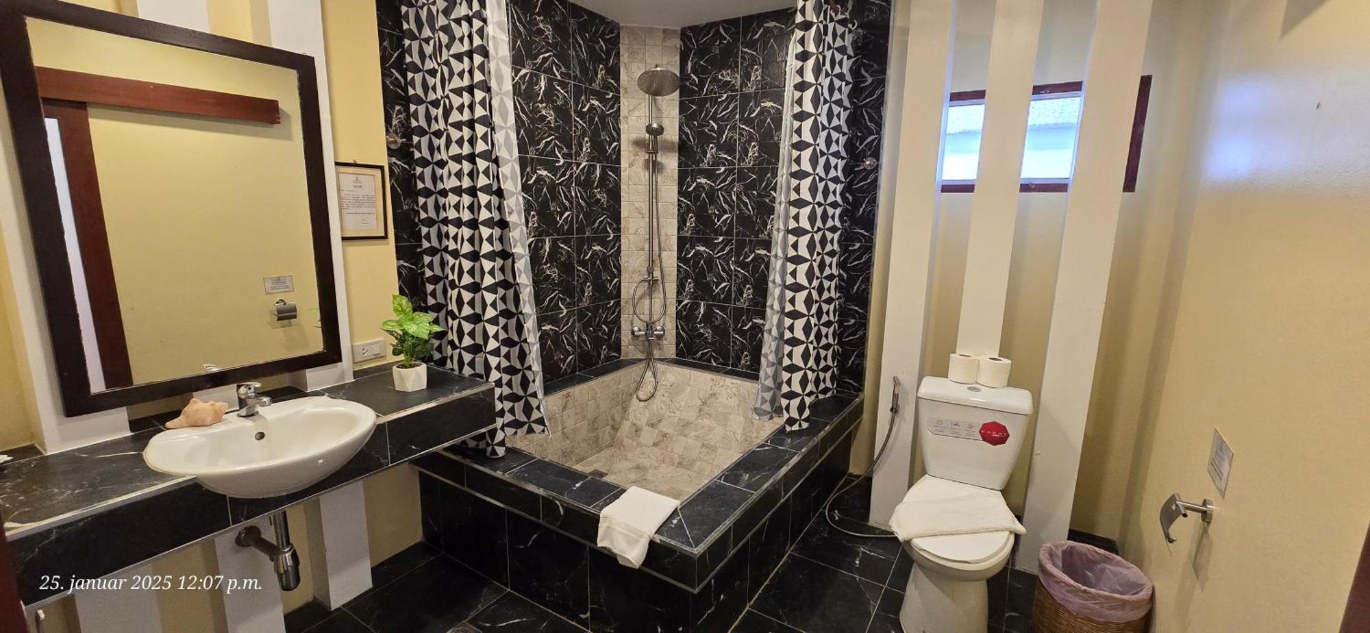 Nirvana Boutique Suites Джомтьен Экстерьер фото