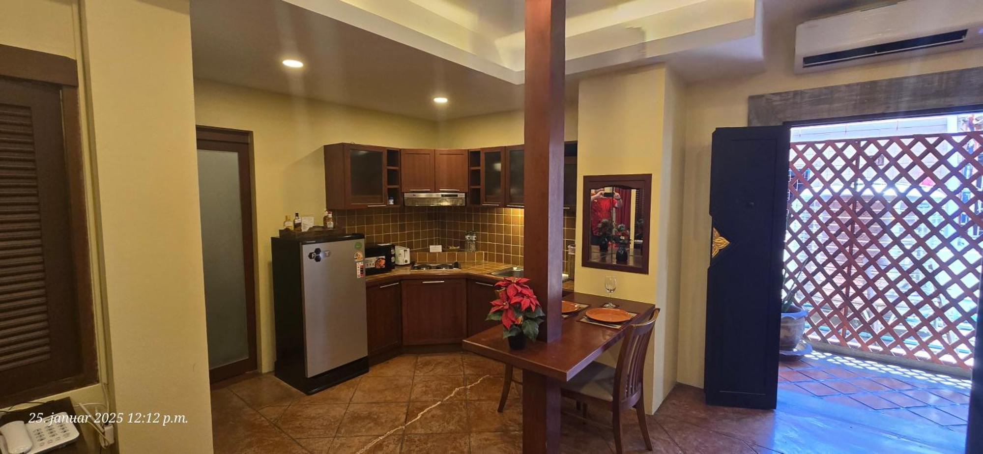 Nirvana Boutique Suites Джомтьен Экстерьер фото